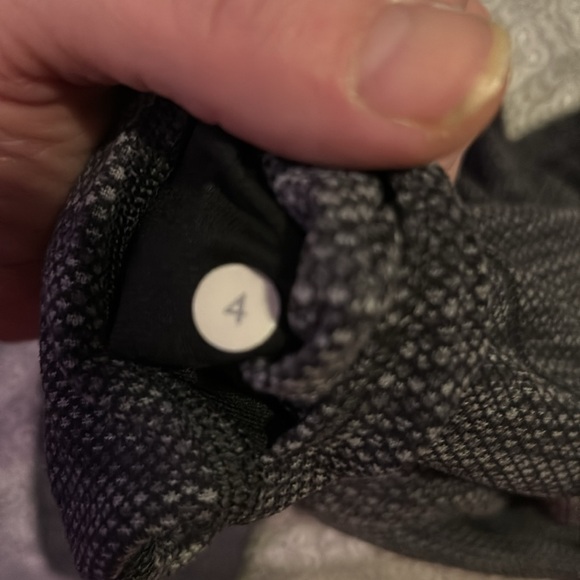 Lululemon leggings - Picture 4 of 4